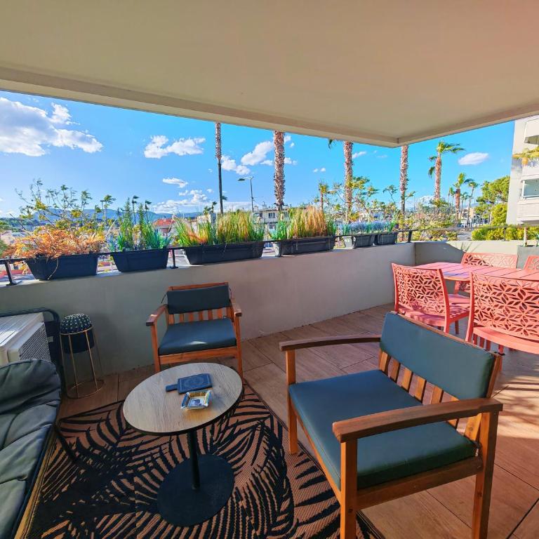Pearl Beach - Rooftop Pool Seaside - Apartamento con vistas a las montañas - 12