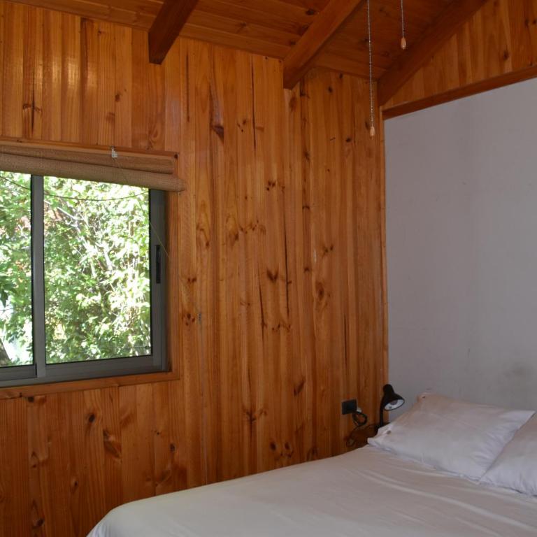 Los Quenes River Lodge - Family Room with Mountain View - 5
