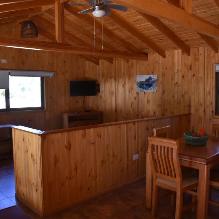 Los Quenes River Lodge - Deluxe Queen Room - 5