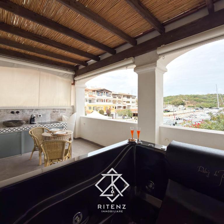 Relais Du Port - Camera King con Vasca Idromassaggio - 17