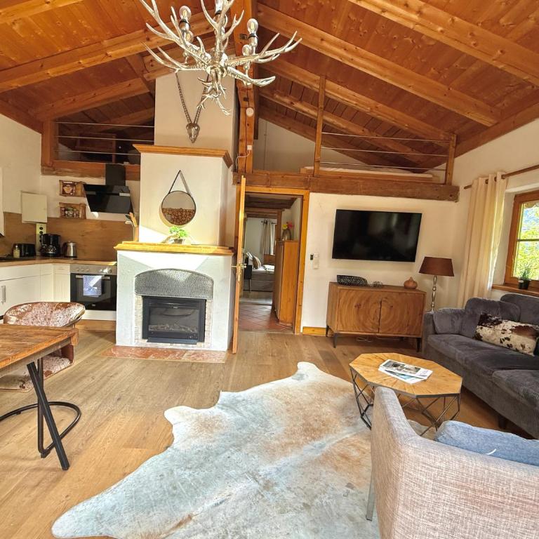 CHALET BELLE KITZ by Belle Stay - Two-Bedroom Apartment - 3