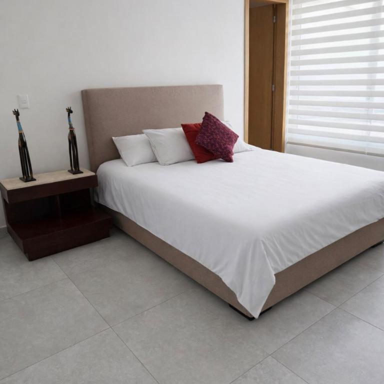 Casa Hevea near Akron stadium - Villa - 9
