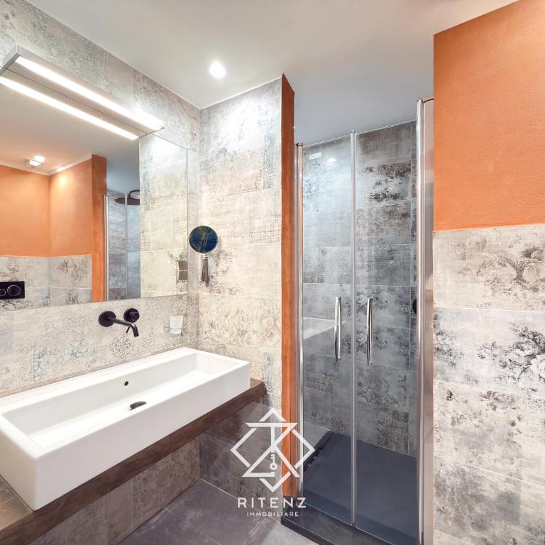 Relais Du Port - Camera Matrimoniale con Bagno Privato - 12