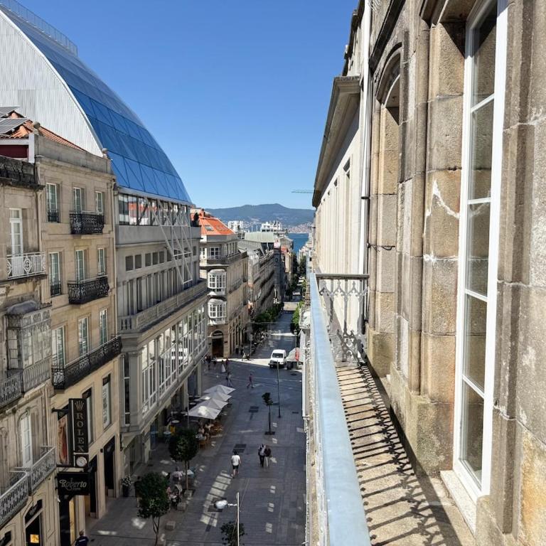 Pleno Centro Vigo - Moderno Confort Renovado - Apartamento de 2 dormitorios con balcón - 25
