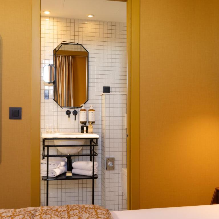 COQ Hotel Paris - 2 Chambres Doubles Communicantes - 7