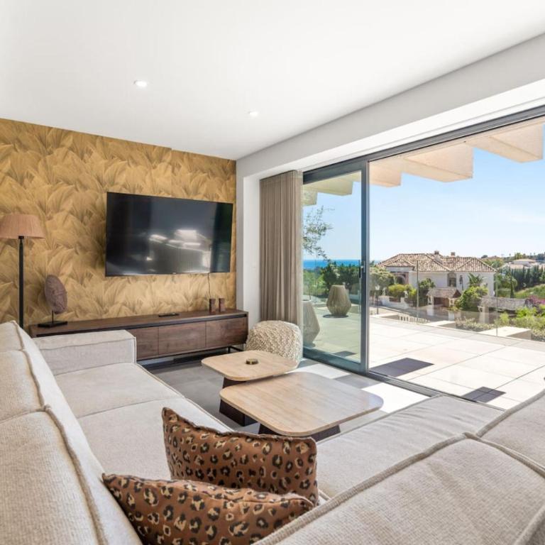 Luxe 3BR Apt With Wellness in Oasis 325 Estepona - Apartamento - 6
