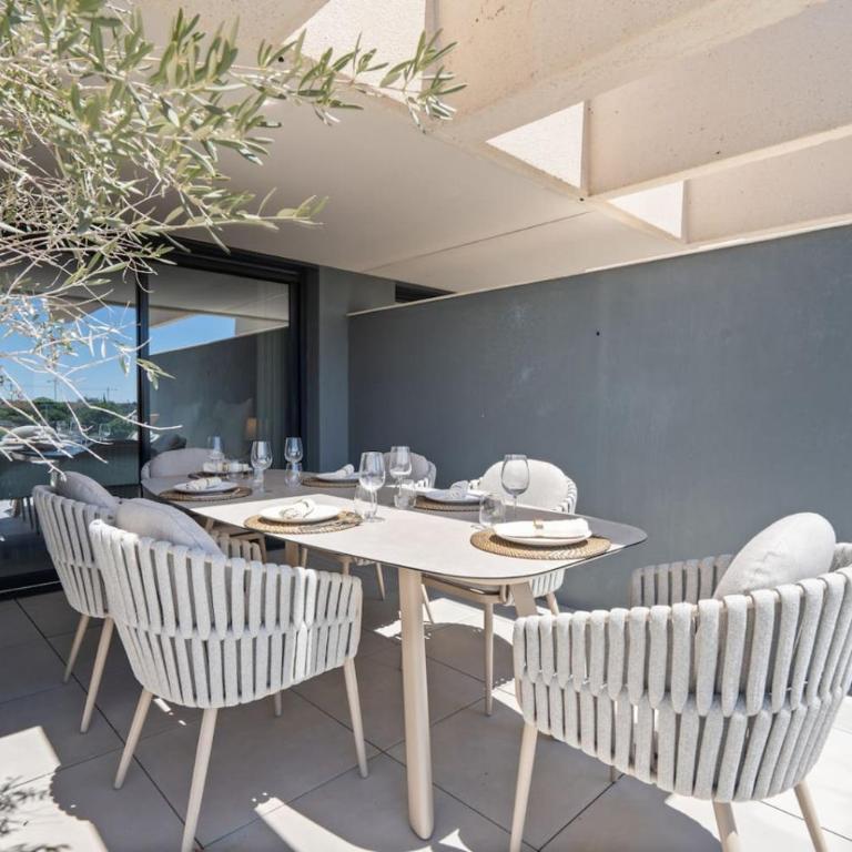 Luxe 3BR Apt With Wellness in Oasis 325 Estepona - Apartamento - 22