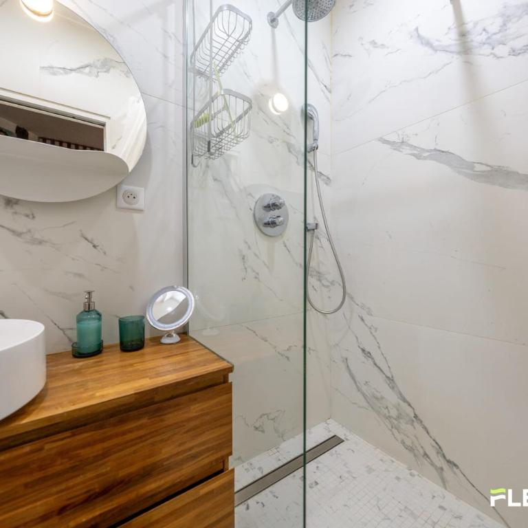 T2 élégant entre Le Marais et Châtelet Paris 01è - Appartement - 19