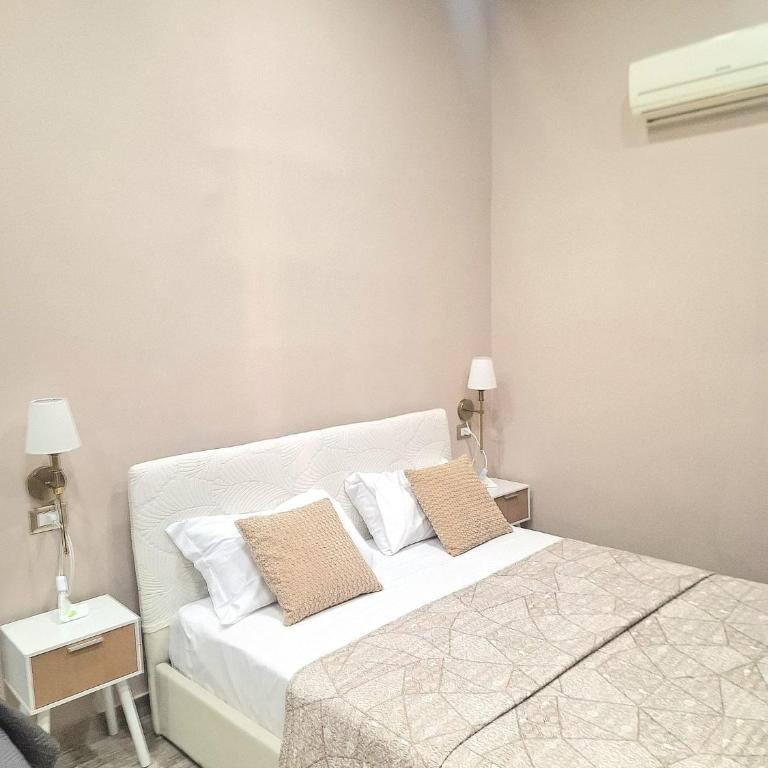 Concept b&b naples- camere moderne con balcone vicino al centro - Camera Familiare con Balcone - 19