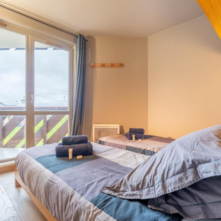 Slope front Ski-In Out Escape Spacious Apartment- In the center of Val Thorens - Apartment - 12