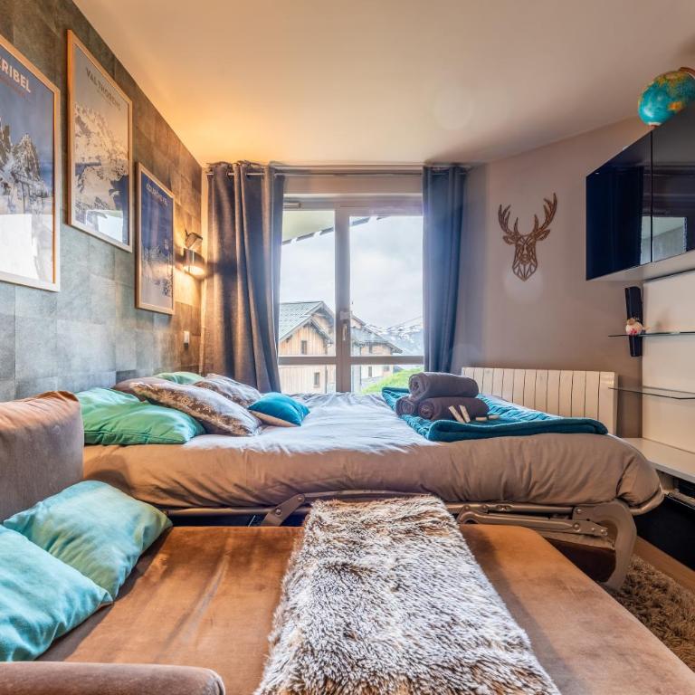 Slope front Ski-In Out Escape Spacious Apartment- In the center of Val Thorens - Apartment - 14