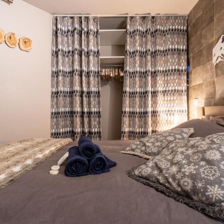 Slope front Ski-In Out Escape Spacious Apartment- In the center of Val Thorens - Apartment - 13