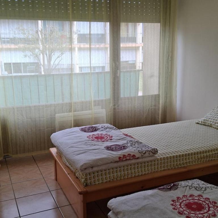 T3 au rez-de-chaussée dans résidence calme - Apartment mit 2 Schlafzimmern - 5