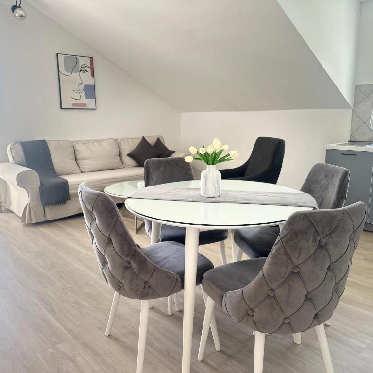 Apartments Teodo - One-Bedroom Apartment with Balcony - 3