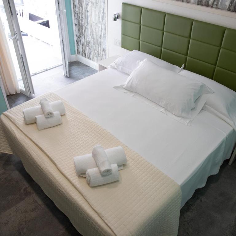 Hotel Villa Irene & Spa - Camera King con Balcone - 14