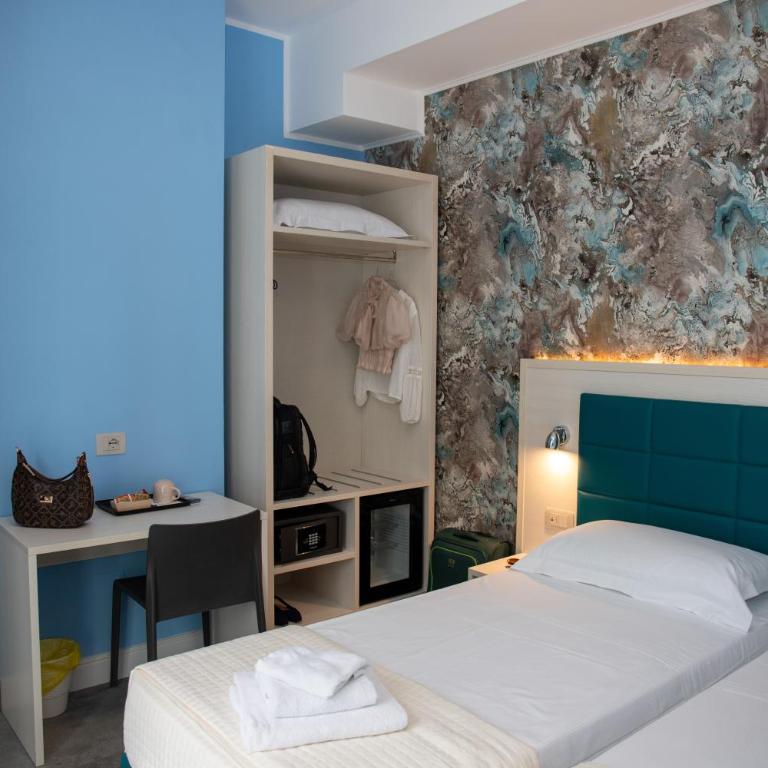 Hotel Villa Irene & Spa - Camera King con Balcone - 12