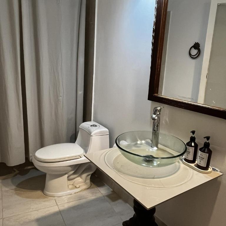 Charming Studio in the Walled City - One-Bedroom Apartment - 11