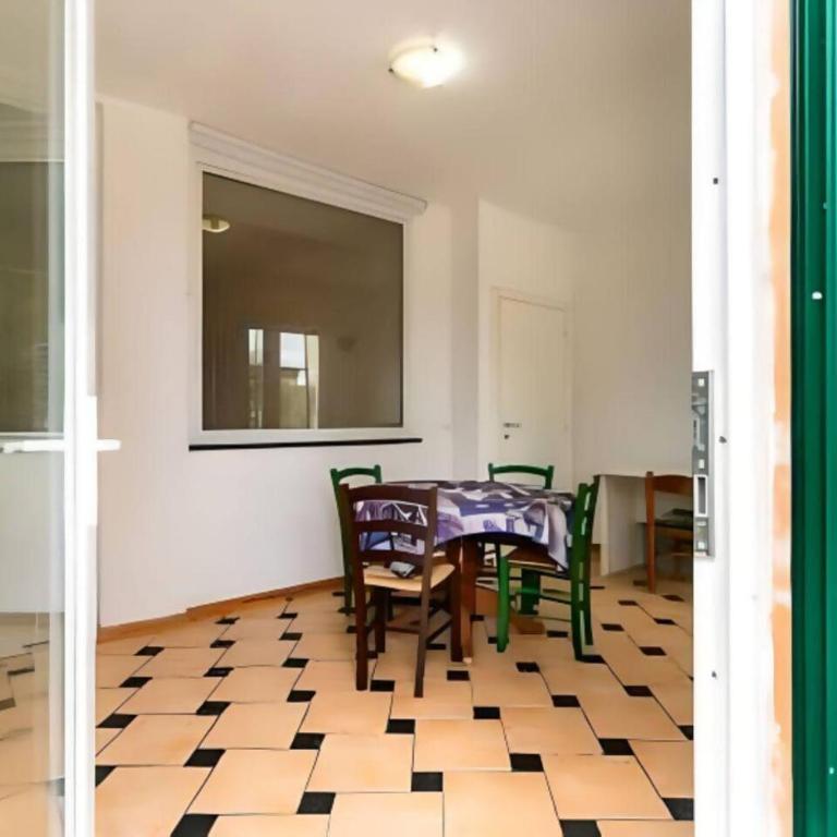 Appartamento Nettuno in Villa Daria a 2 Km dal mare golfo del Tigullio - Casa con 1 Camera da Letto - 14
