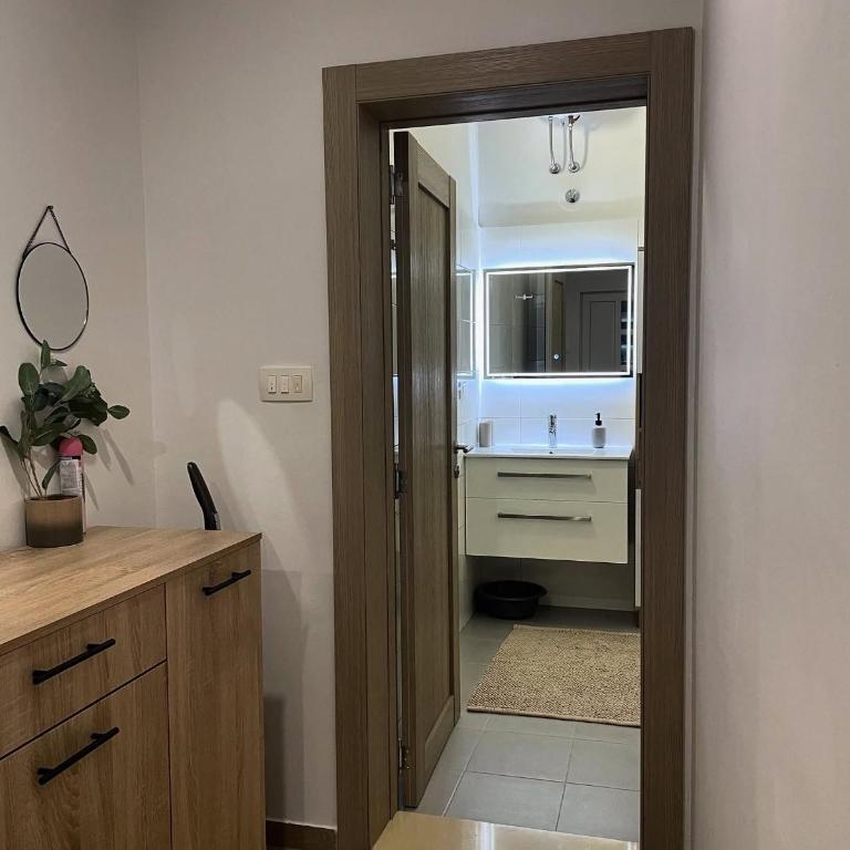 Purple - Apartman sa 2 Spavaće Sobe - 5