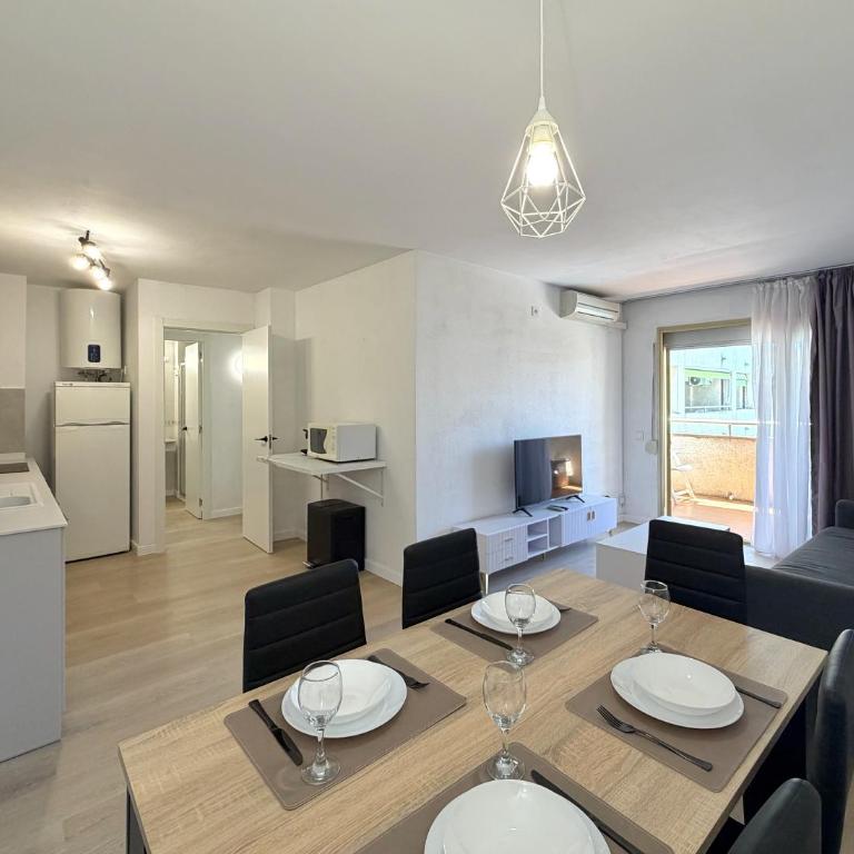 DOMuum Holidays - MARATHON - Two-Bedroom Apartment - 9