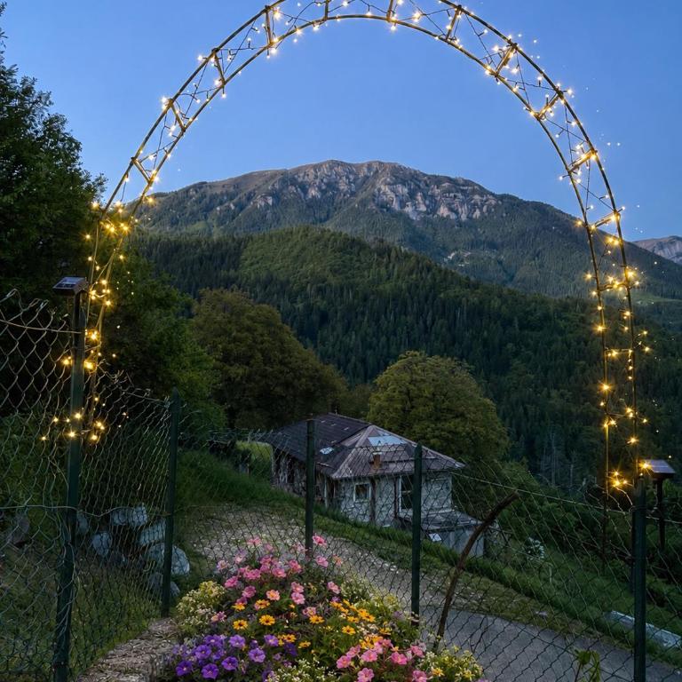 Scenic Mountain Views, Free Parking & Skiing - Appartamento con 2 Camere da Letto - 15
