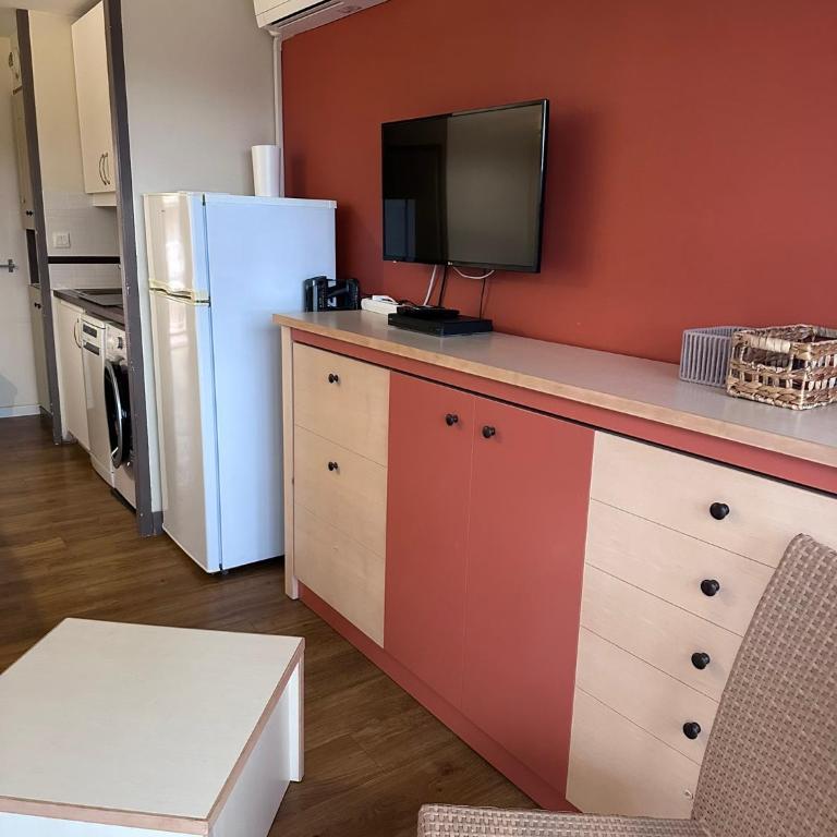 Appartement T2 duplex, centre village, 2 terrasses - Appartement 1 Chambre - 16
