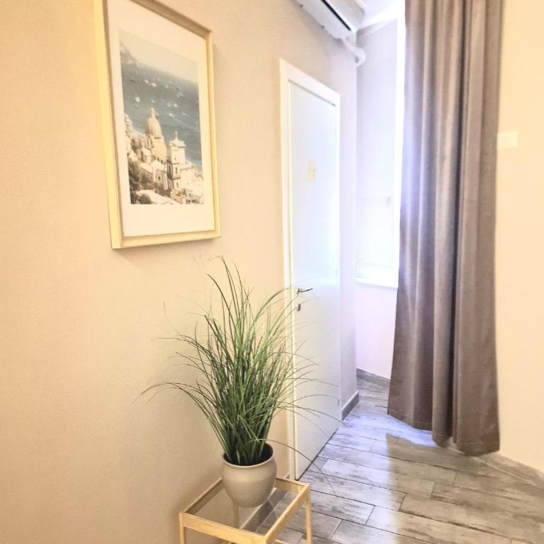 Concept b&b naples- camere moderne con balcone vicino al centro - Camera Matrimoniale - 25