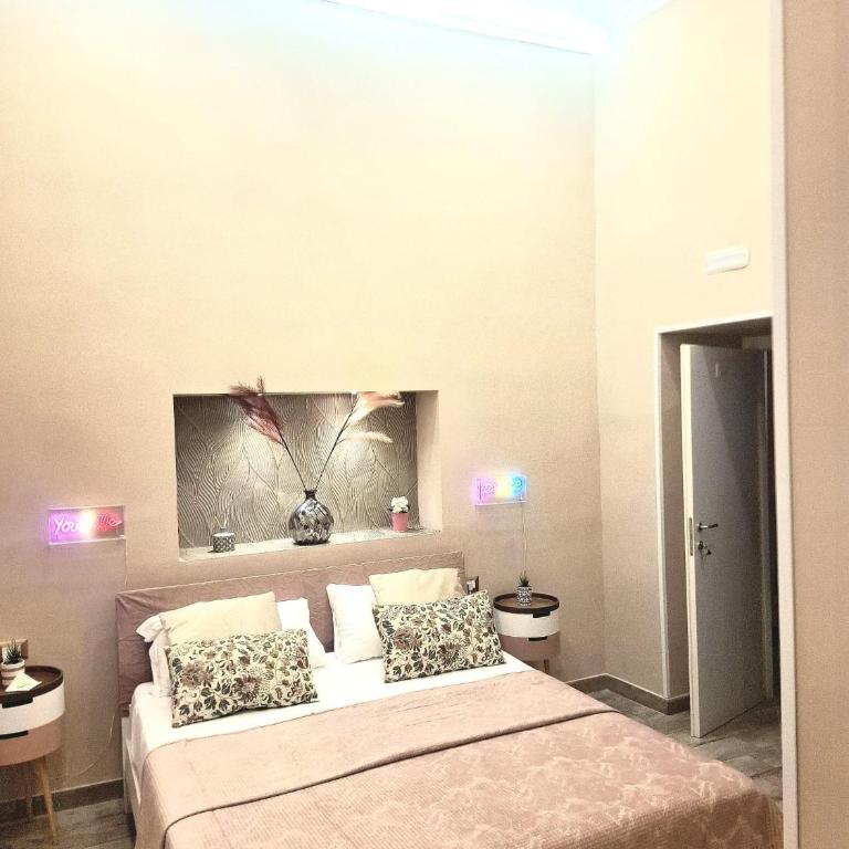 Concept b&b naples- camere moderne con balcone vicino al centro - Camera Matrimoniale - 26