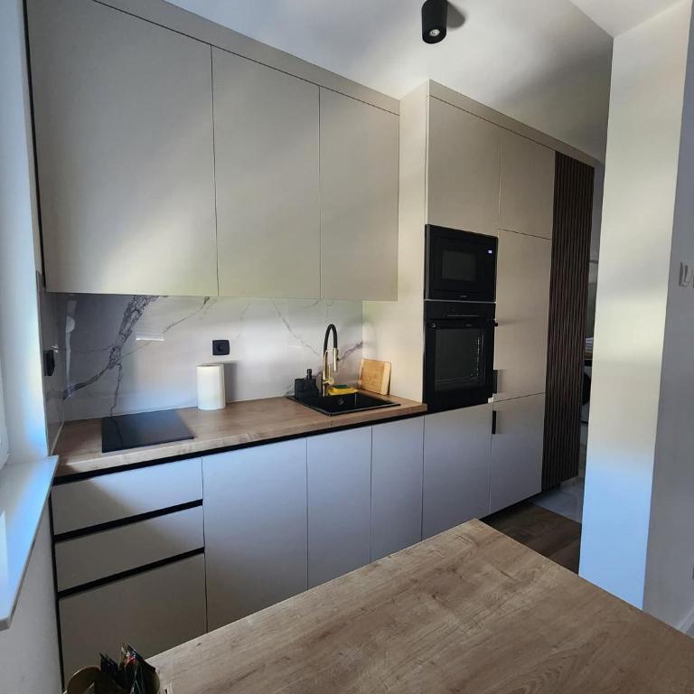 Queen - Apartman sa 1 Spavaćom Sobom - 3