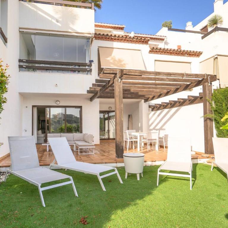 Relaxing Two Bedroom Garden Apartment in Casares Gardens - Apartamento - 17