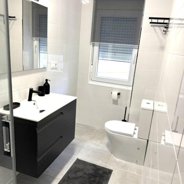 Apartamento Playa Foz 3 Dormitorios & Terraza - Apartamento de 3 dormitorios - 10