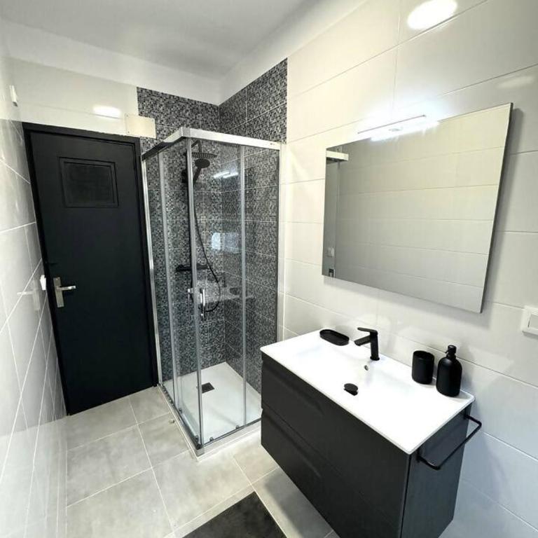 Apartamento Playa Foz 3 Dormitorios & Terraza - Apartamento de 3 dormitorios - 23