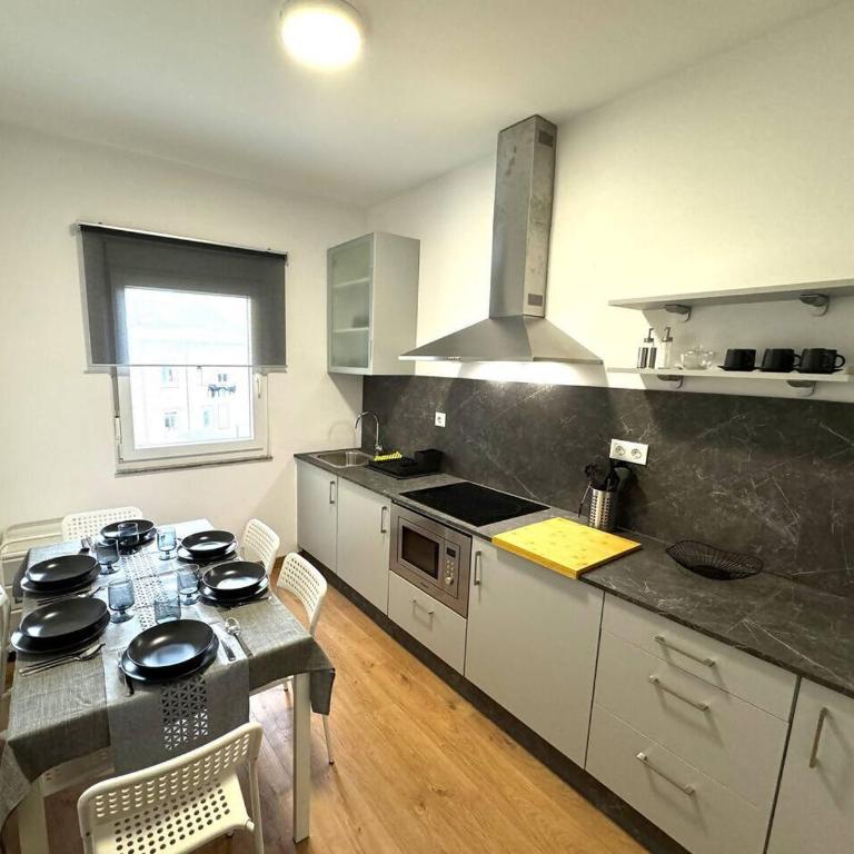 Apartamento Playa Foz 3 Dormitorios & Terraza - Apartamento de 3 dormitorios - 25