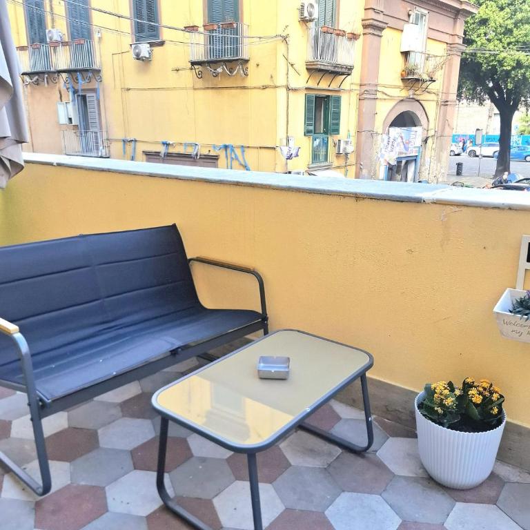 Concept b&b naples- camere moderne con balcone vicino al centro - Camera Familiare con Balcone - 8
