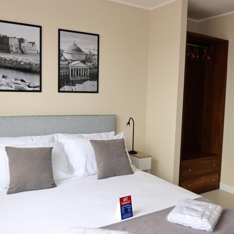 Altavista Tower Suites - Camera Matrimoniale con Vista Mare - 4
