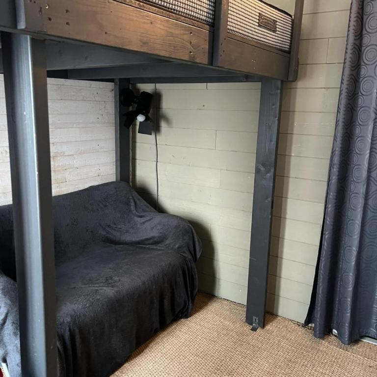 Studette 350m from Train Station - One-Bedroom Apartment - 5