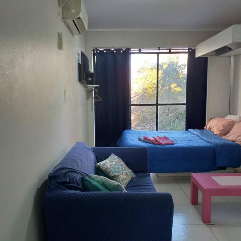 Luminoso monoambiente con cochera propia dentro del edificio - Apartamento de 1 dormitorio - 3