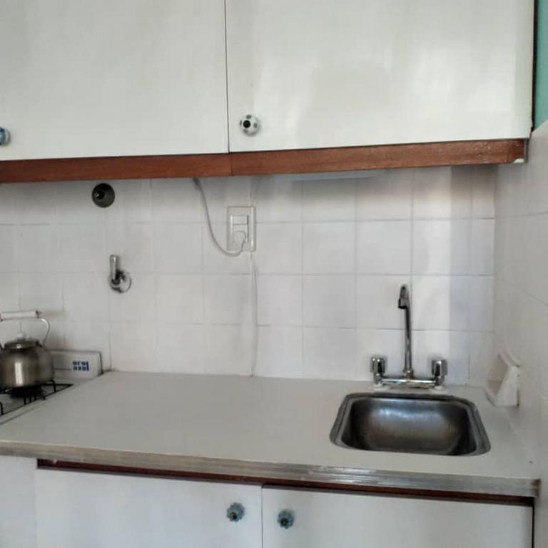 Luminoso monoambiente con cochera propia dentro del edificio - Apartamento de 1 dormitorio - 15