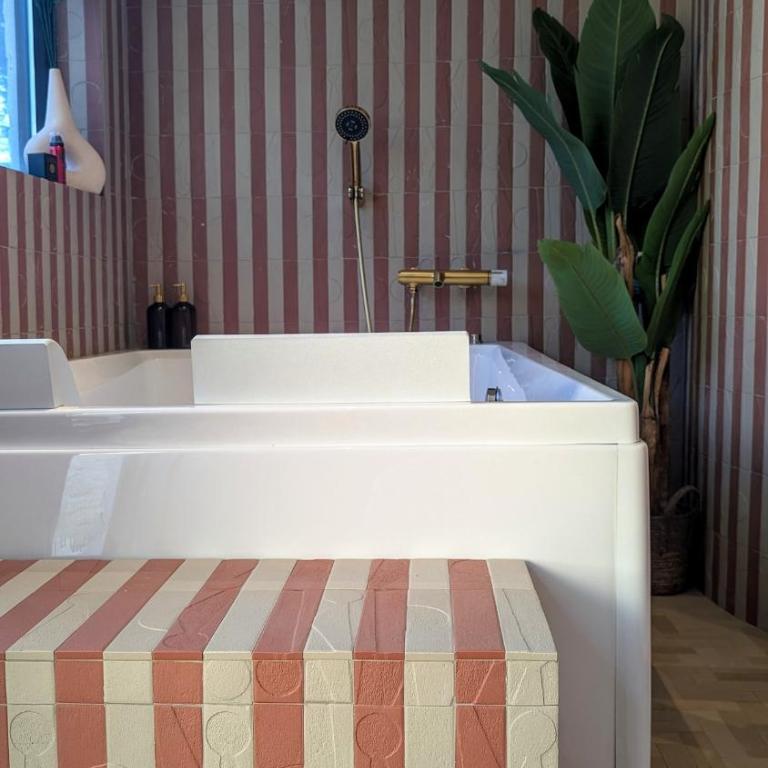 NUSA'MOR petite maison romantique baignoire balnéo 2 places - Apartment mit 1 Schlafzimmer - 17