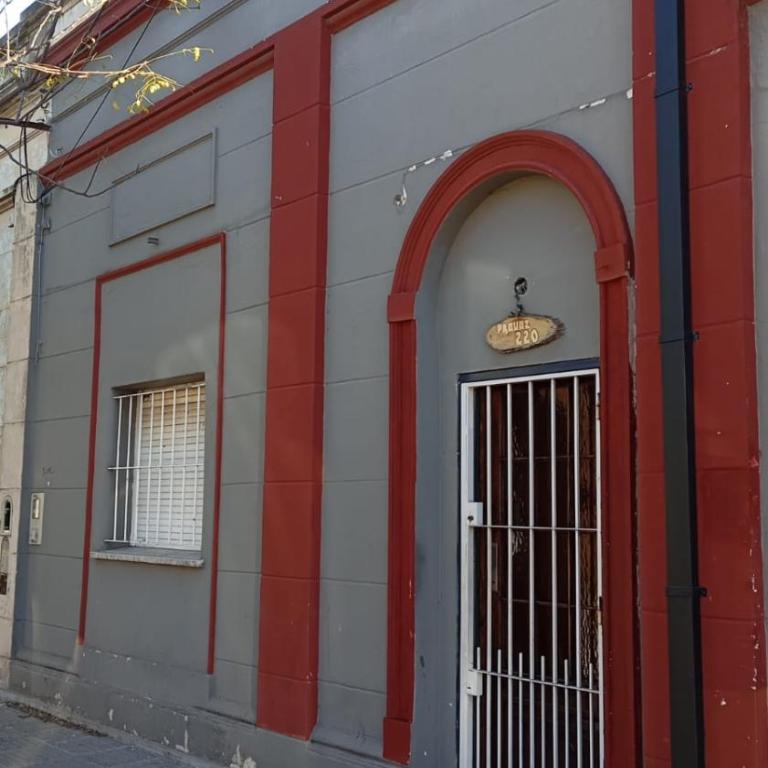 Hospedaje "Doña Tomasa" -A 15 minutos del aeropuerto -Parking - Apartamento de 1 dormitorio - 11