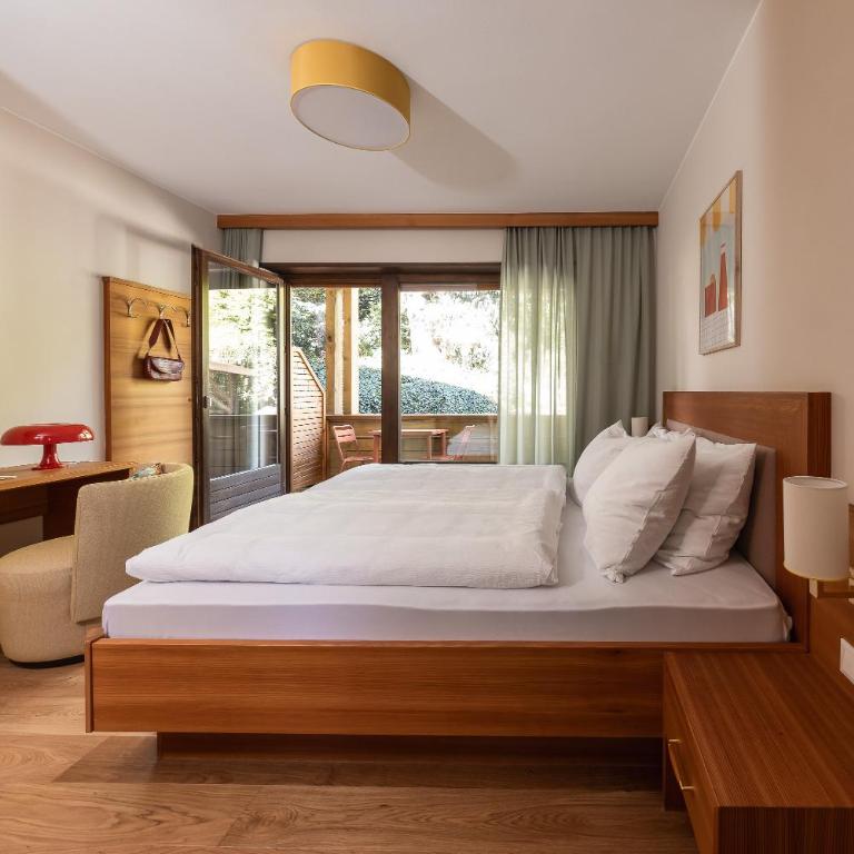 JOHAN - Rooms & Breakfast Merano - Camera Matrimoniale con Balcone - 1