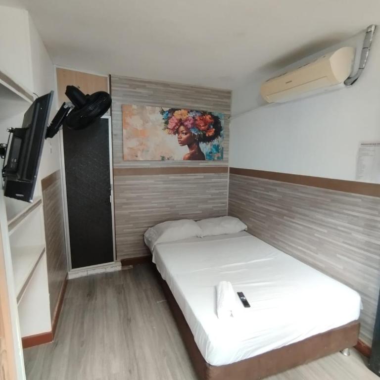 Hotel El Mohan - Standard Double Room with Fan - 17