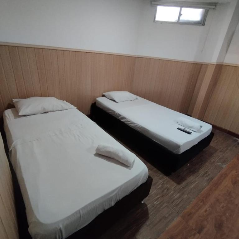 Hotel El Mohan - Comfort Quadruple Room - 10