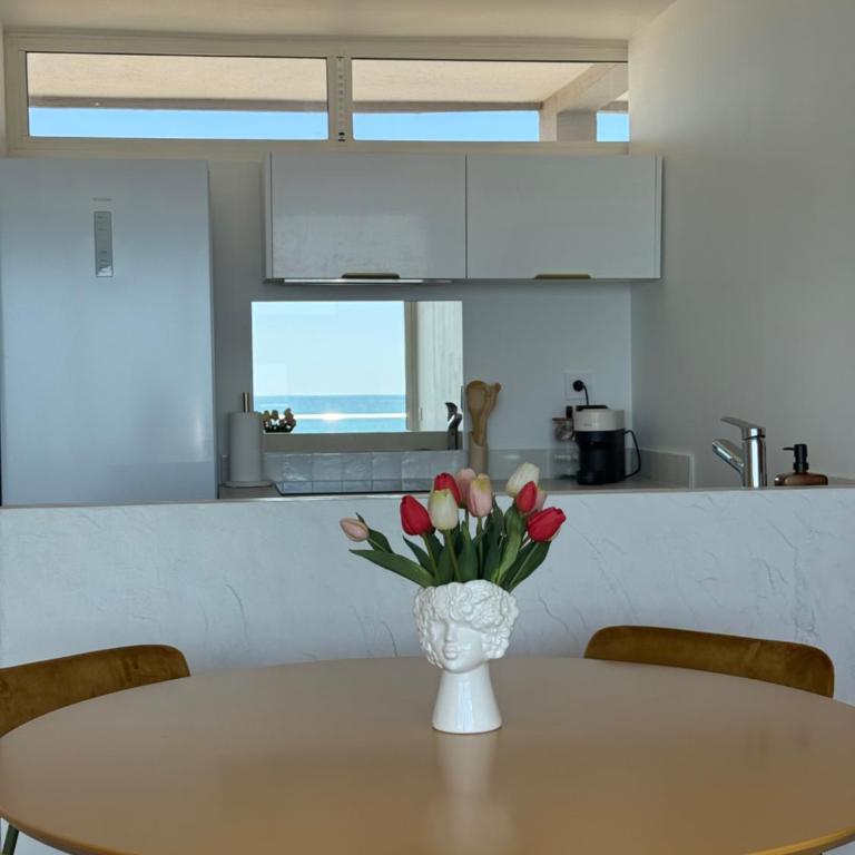 Appartement 4e étage Face à la mer Accès direct plage Parking - Apartamento de 1 dormitorio con balcón y vistas al mar - 6