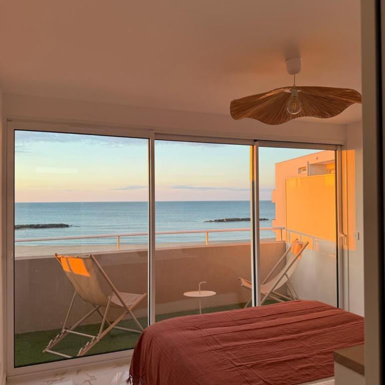 Appartement 4e étage Face à la mer Accès direct plage Parking - Apartamento de 1 dormitorio con balcón y vistas al mar - 1