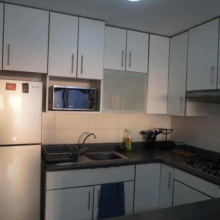 Departamento con vista al Mar - Three-Bedroom Apartment - 10