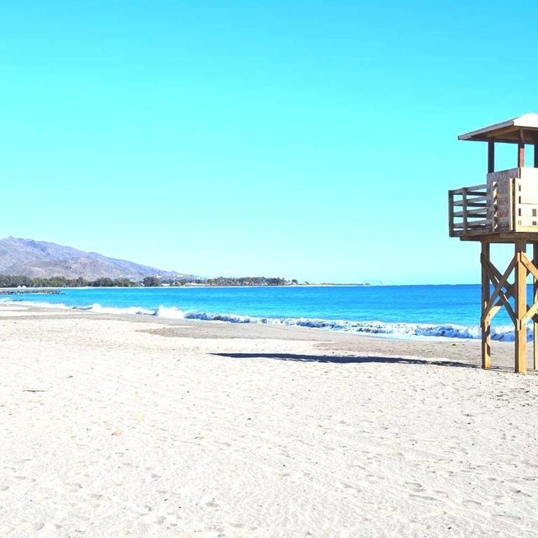 At a walking distance of 300 meters from the beach - Casa de 4 dormitorios - 35