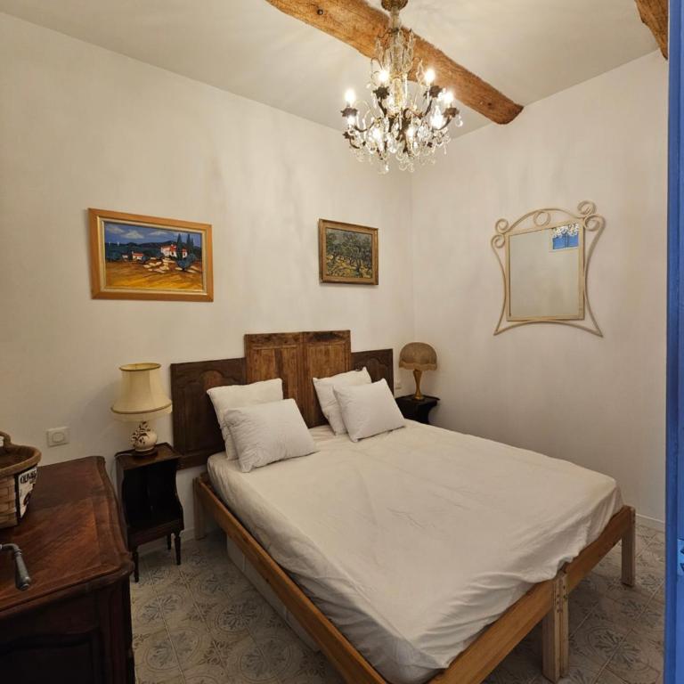 Maison de ville dans le coeur historique de Marseillan avec clim et terrasse couverte - Maison de Ville 3 Chambres - 10