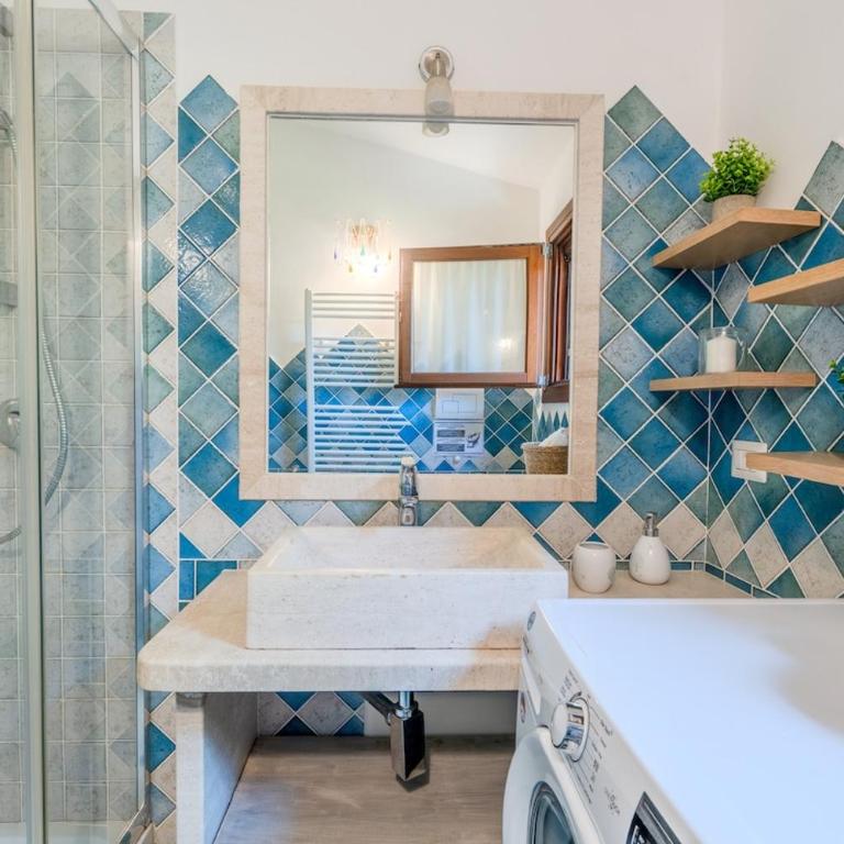 Budoni Centro - Villetta Relax con Giardino - Appartamento con 2 Camere da Letto - 4