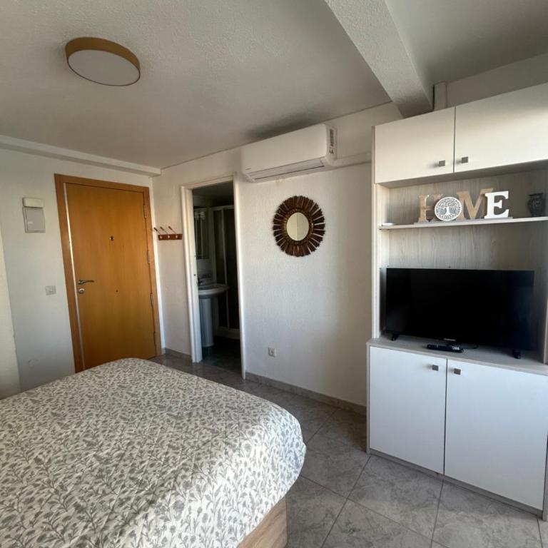 Primera línea playa levante Benidorm - Apartamento de 1 dormitorio - 4